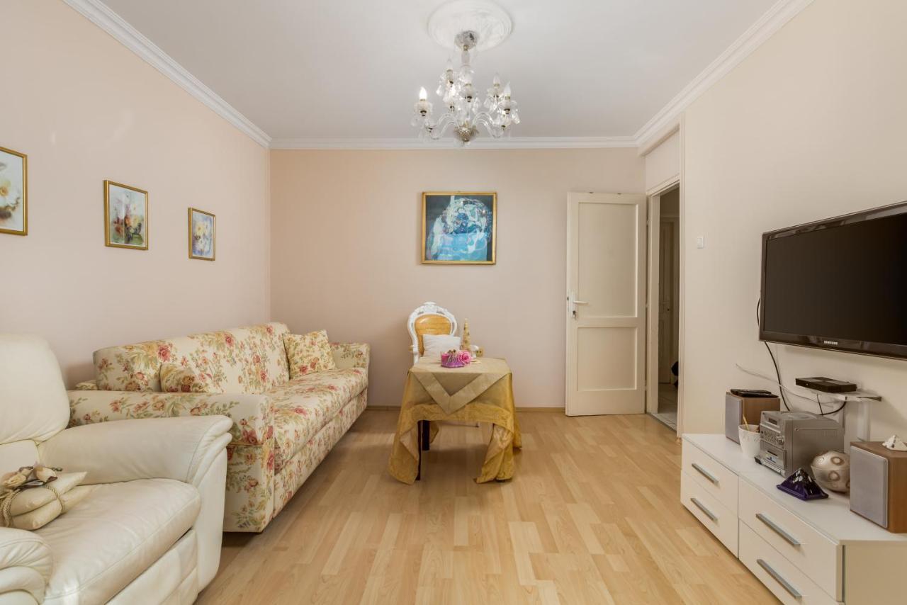 Apartment Beverly Rijeka Exterior foto